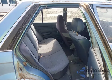 1989 Mazda 323 из США, поврежденный, VIN JM1BF2225K0375970